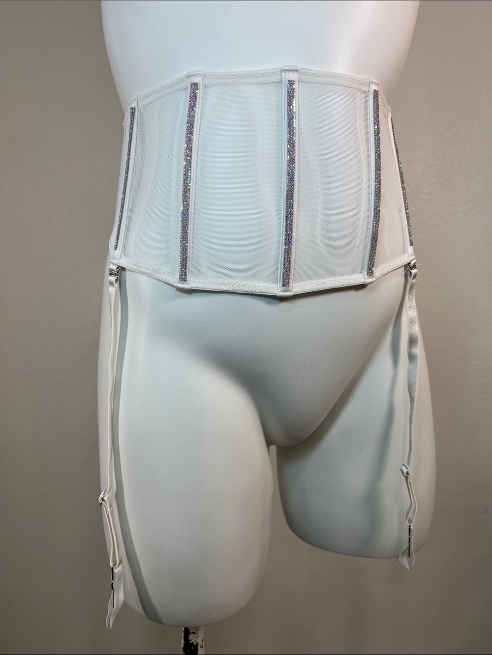Victoria's Secret Very Sexy White Sheer Sparkle Corset Garter Belt XS / S